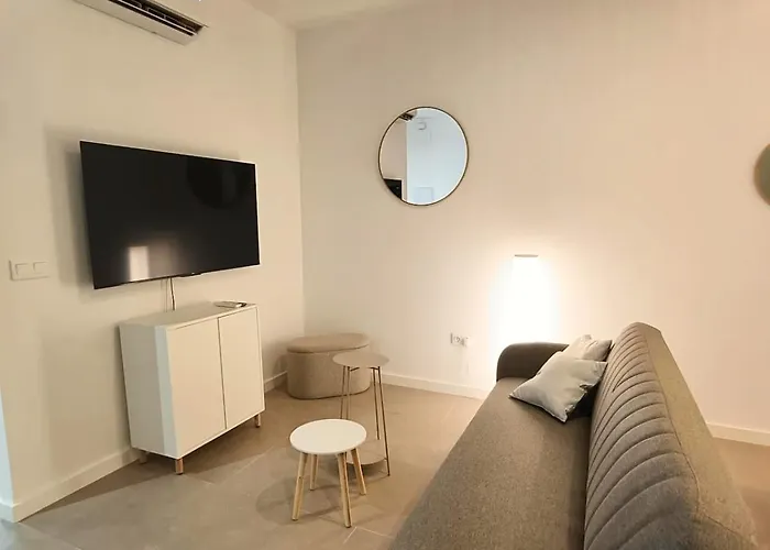 Apartment New Loft Near The And Downtown Valencia
